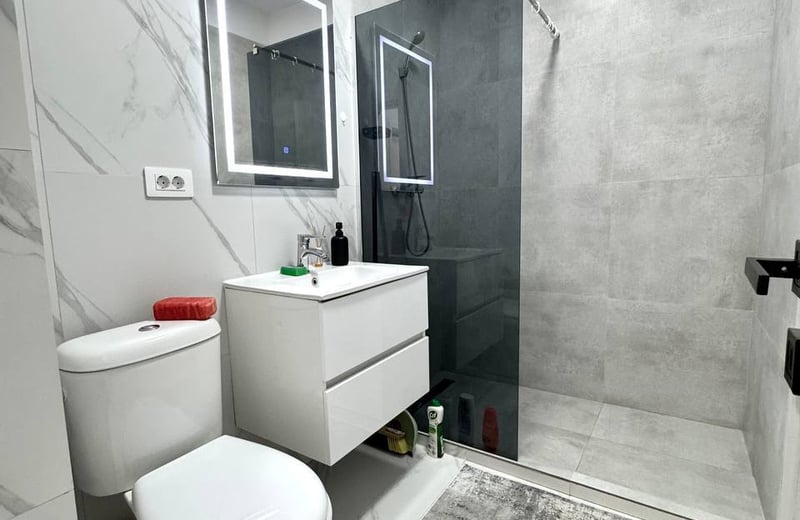 Rent of a freshly renovated apartment, 42 m², Chiajna, Sector 6, Bucharest, Romania